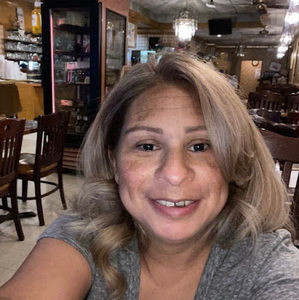 Meet your Posher, Beatriz